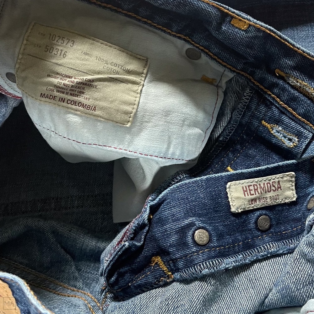 Hollister Men's Jeans Low Rise Bootcut Denim Casual Button Fly 34x32 Blue - Picture 3 of 11